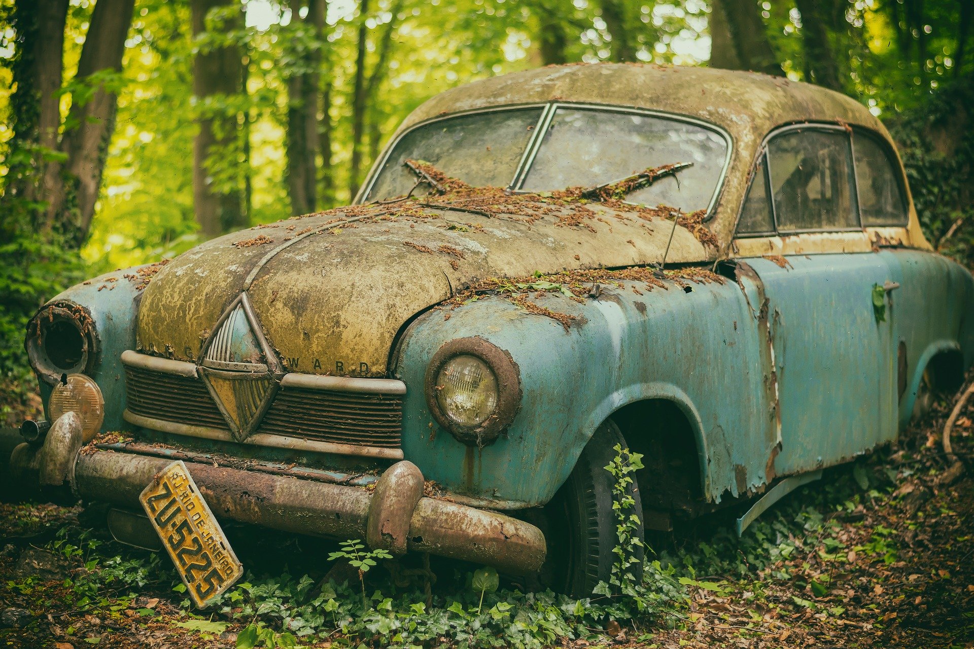 abandoned vehicle